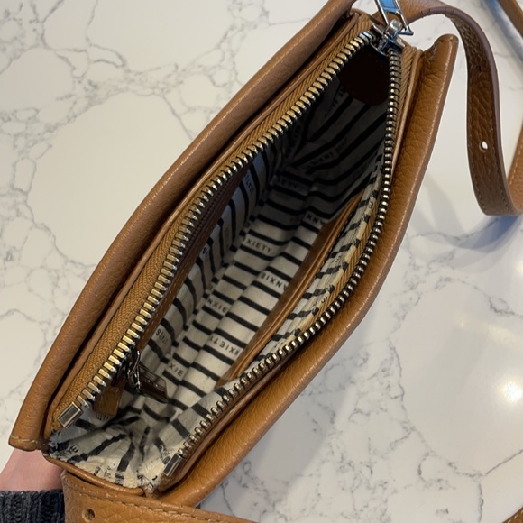 Status Anxiety Cross-Body Leather Bag - Picture 5 of 7